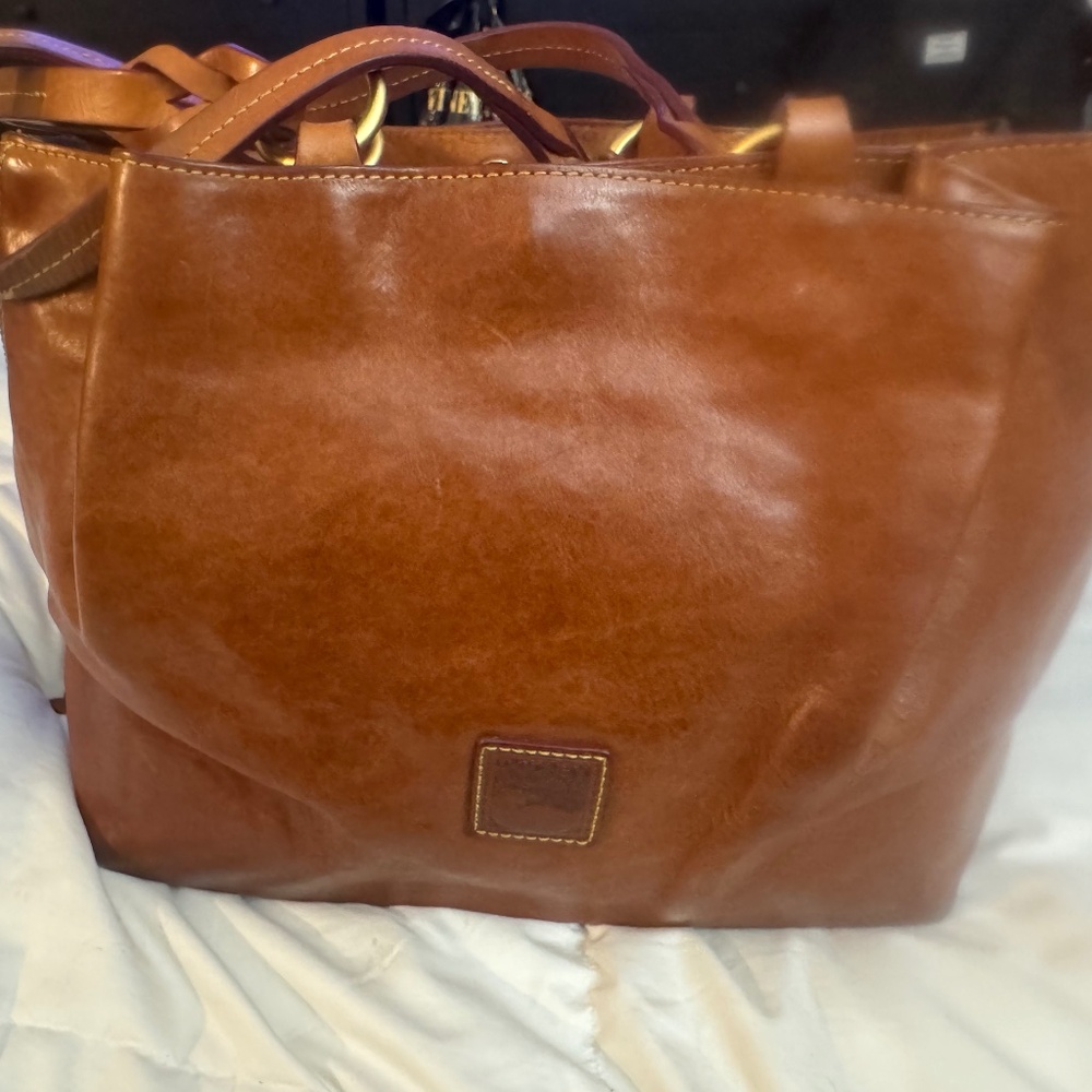 Dooney Bourne leather bag
